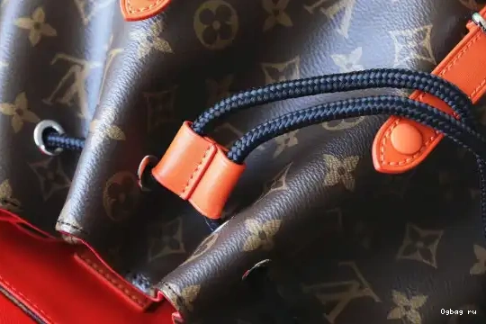 VUITTON MM LOUIS CHRISTOPHER 0531